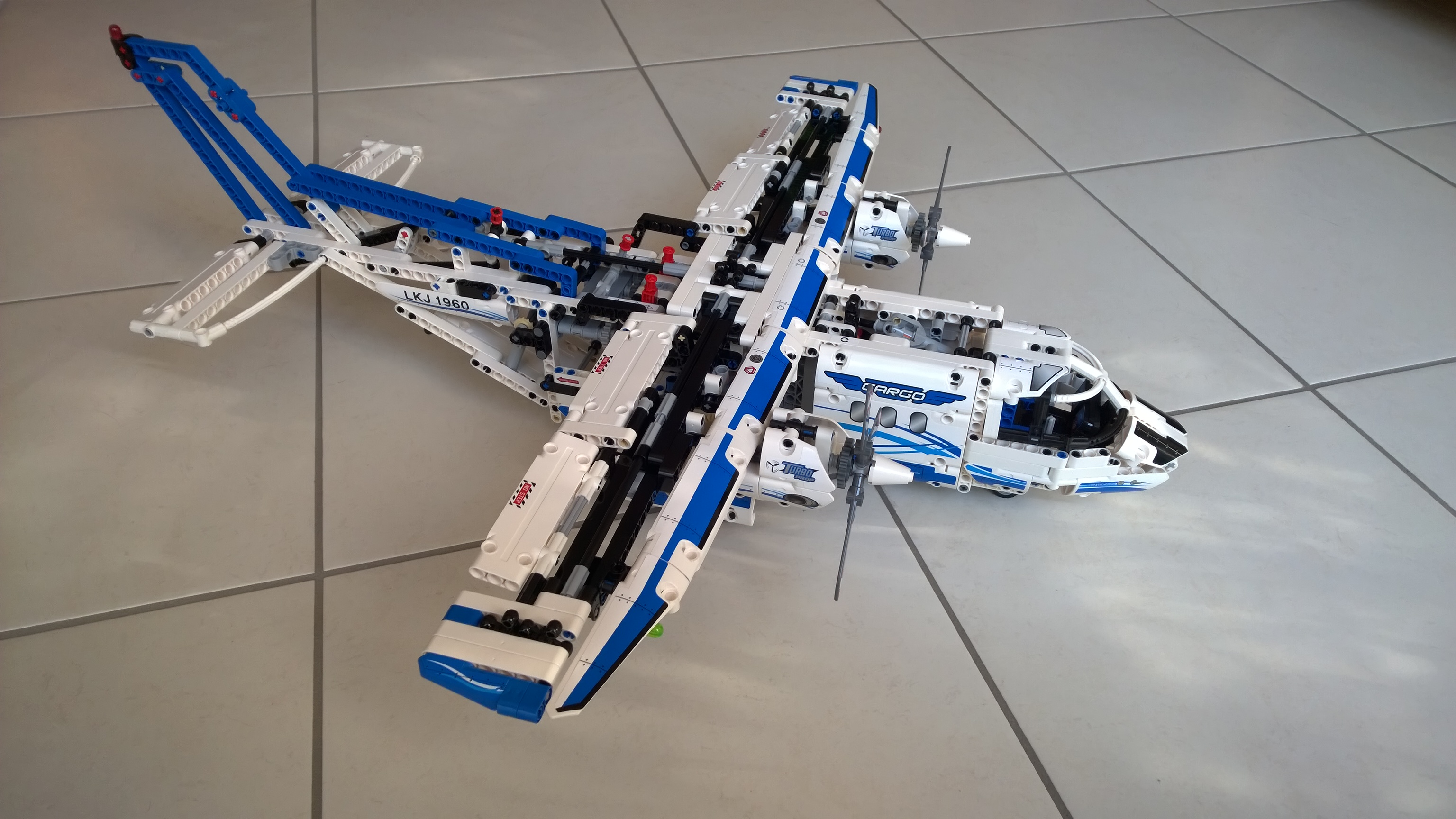 Lego Frachtflugzeug - 42025