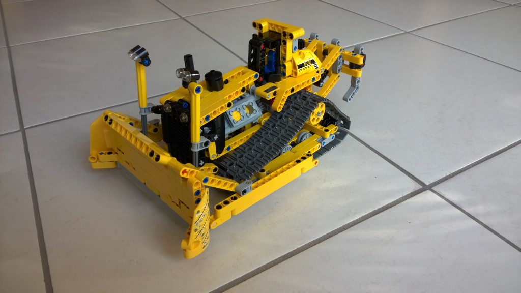 Lego Bulldozer - 42028